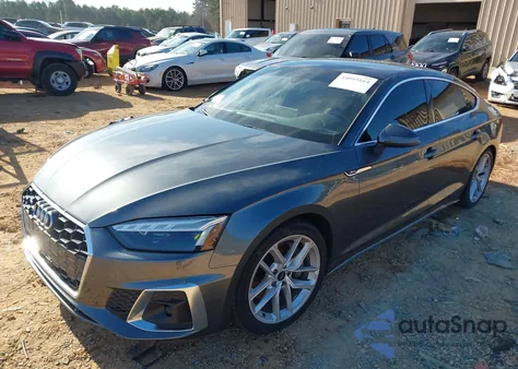 2024 Audi A5 Sportback Premium 45 Tfsi S Line Quattro S Tronic z USA, uszkodzony, nr VIN WAUDACF50RA058567